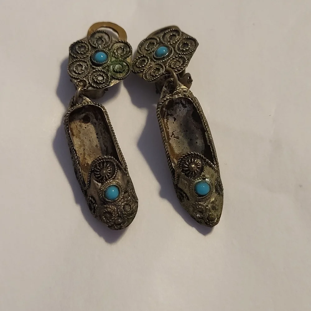 Vintage silver tone Persian Slipper clip on Earrings PRICE REDUCED!! - Picture 1 of 9